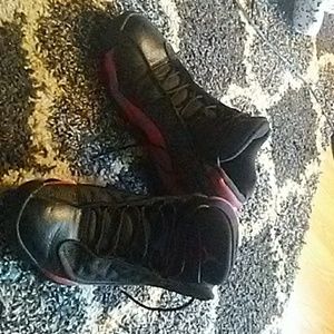 jordan 13s/negotiable